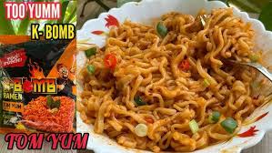 TOO YUMM KBMB RAMENTOM YUM FRIED NOODLES 80gm - Image 2